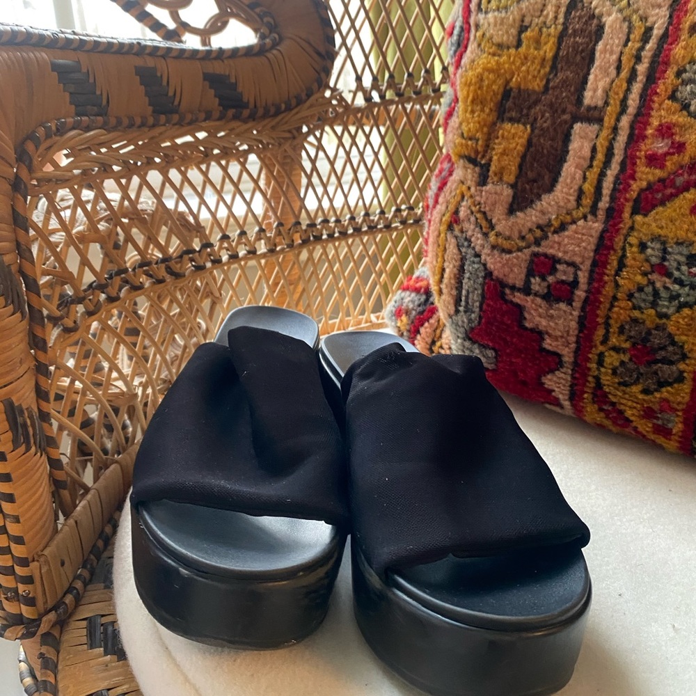 bebe platform slides